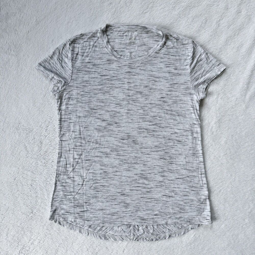 Avia Women’s Athletic White Gray Stretch Crew Neck Short Sleeve Tee Size S